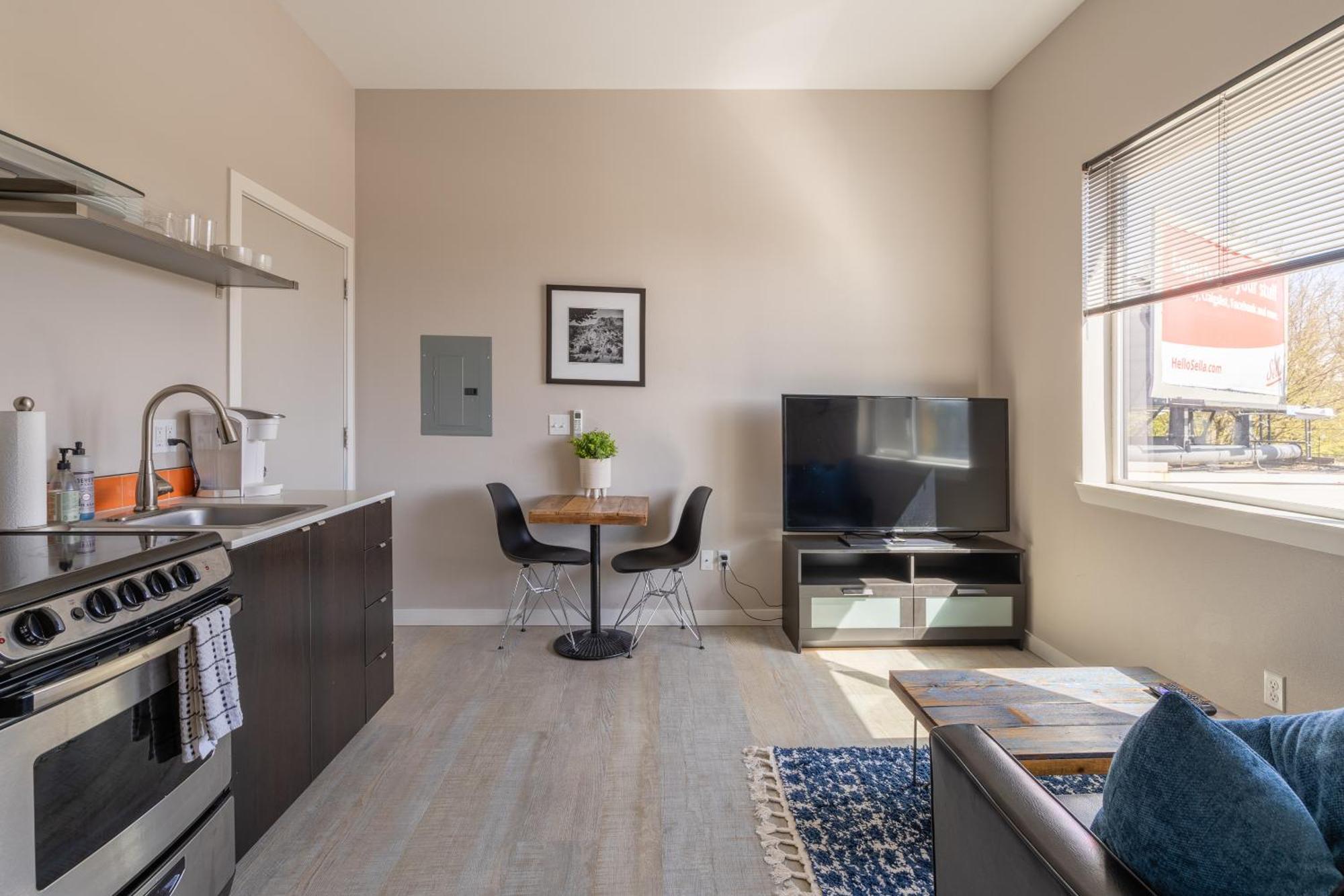 Sunny Studio Apartment - Food Carts, Coffee & Bars Portland Exterior photo